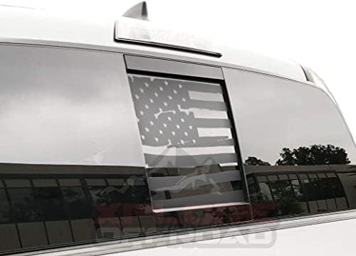 Xplore Offroad - חלון אחורי אמצעי דגל אמריקאי דגל ויניל מדבקה תואם לטויוטה טאקומה -2022 | שחור מט | כלים טרומים וחינמיים